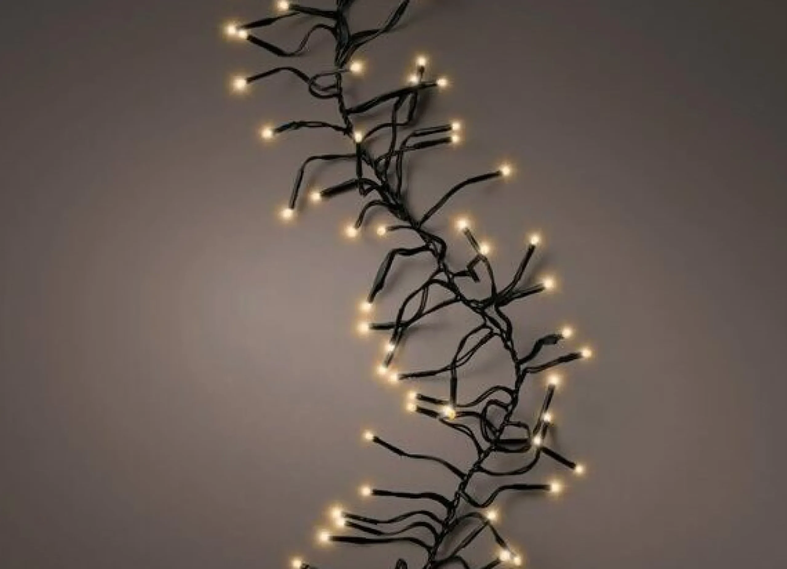 Best Christmas Land 1512 Led Twinkle Cluster Christmas Lights Warm White With Green Cable