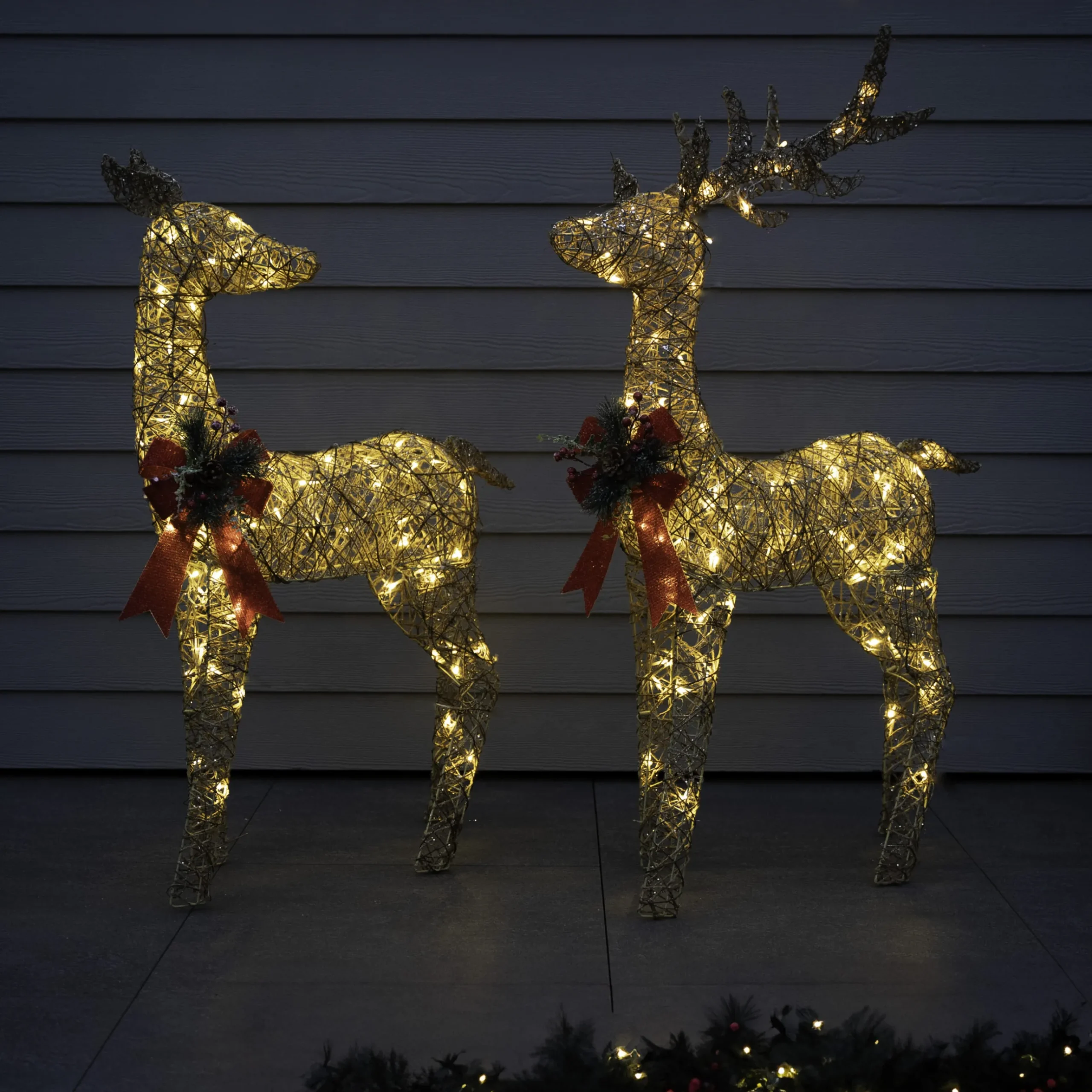 Best Christmas Land 130Cm Gold Glitter Reindeer With 80 Warm White Led Lights