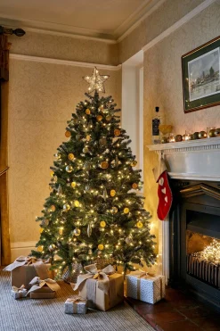 New Christmas Land 9Ft Feel Real Newberry Spruce Pre-Lit Artificial Christmas Tree