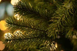 Online Christmas Land 7.5Ft Feel Real Newberry Spruce Artificial Christmas Tree