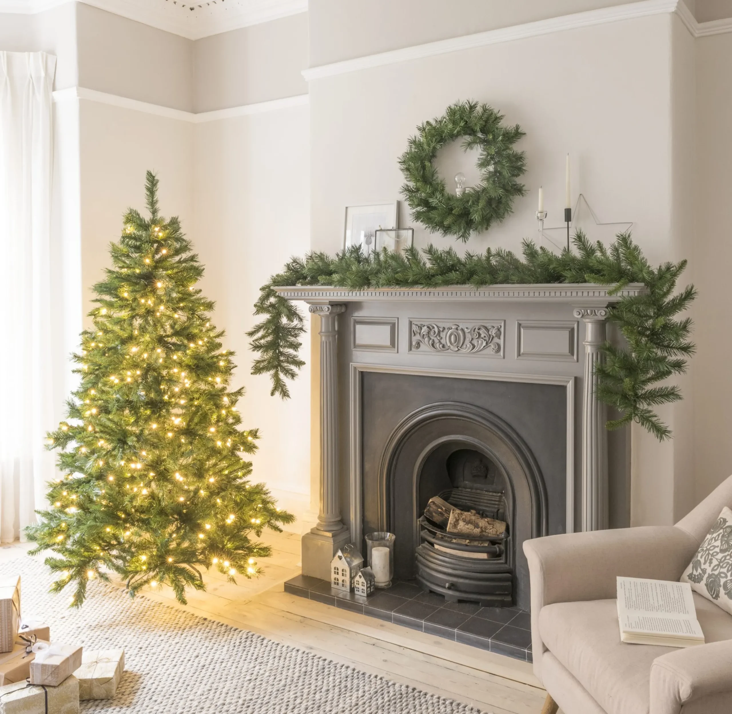 Hot Christmas Land 9Ft Winchester Pine Christmas Garland